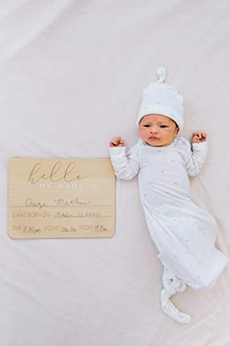 Baby Welcome Sign, Gender-Neutral Hello Baby Arrival Photo Prop, Hospital Birth Announcement, Newborn Birth Stats Board Photo Prop, 8.25" x 11", Wood