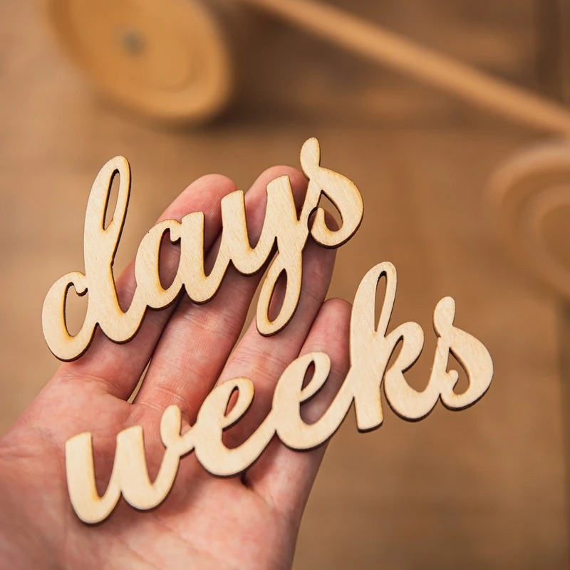 20PCS Wooden Baby Milestone Cards Set – Pregnancy & Baby Growth Milestone Markers – Reversible Monthly Milestone Discs – Newborn Photography Props & Baby Shower Gift