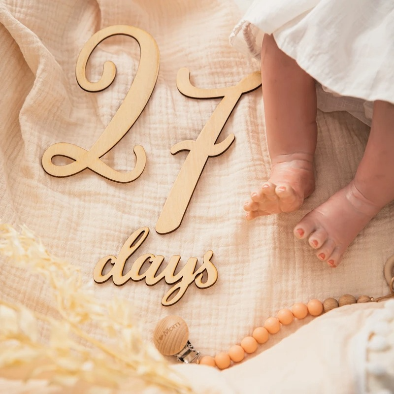 20PCS Wooden Baby Milestone Cards Set – Pregnancy & Baby Growth Milestone Markers – Reversible Monthly Milestone Discs – Newborn Photography Props & Baby Shower Gift