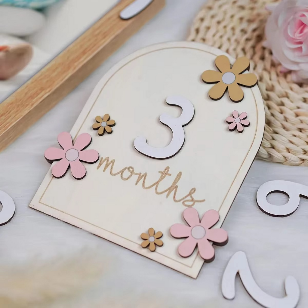Wooden Baby Monthly Milestone Cards – Double-Sided Flower Milestone Markers 0-12 Months – Newborn Photography Props for Girls & Boys – Baby Shower Keepsake Gift