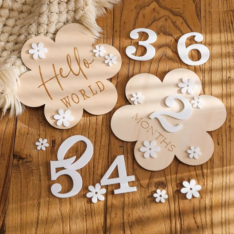 Wooden Baby Flower Shape Milestone Cards – Monthly Baby Milestone Markers for Newborn Photography – Birthday Memory Cards – Baby Birth Gift & Keepsake