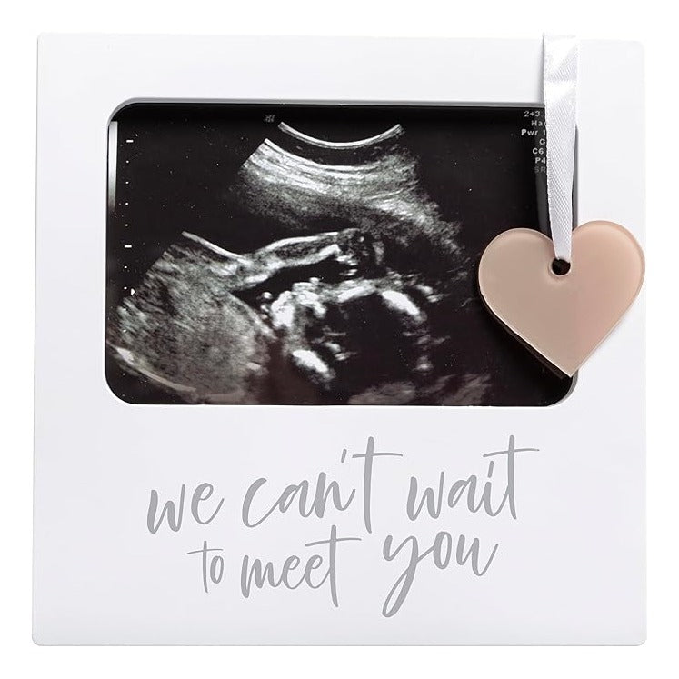 Born in 2026 Baby Picture Frame – Wooden Nursery Keepsake with 3 x 3 Photo Insert, Gender Neutral Newborn Gift & Baby Announcement Décor