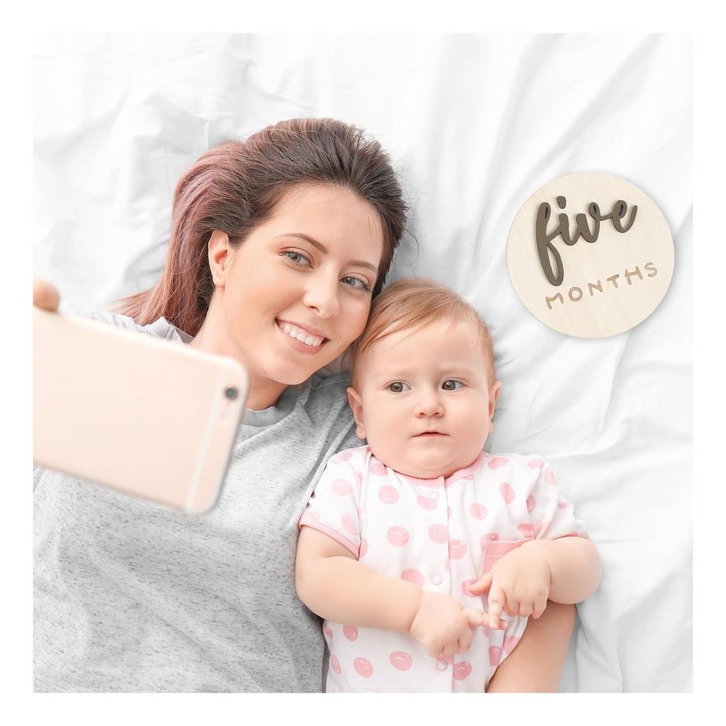 7 Pack 3D Baby Monthly Milestone Card Signs Baby Announcement Sign Double Sided Hello World Newborn Signs Wooden Circles Discs for Welcome Newborn Boy Girl Photo Props