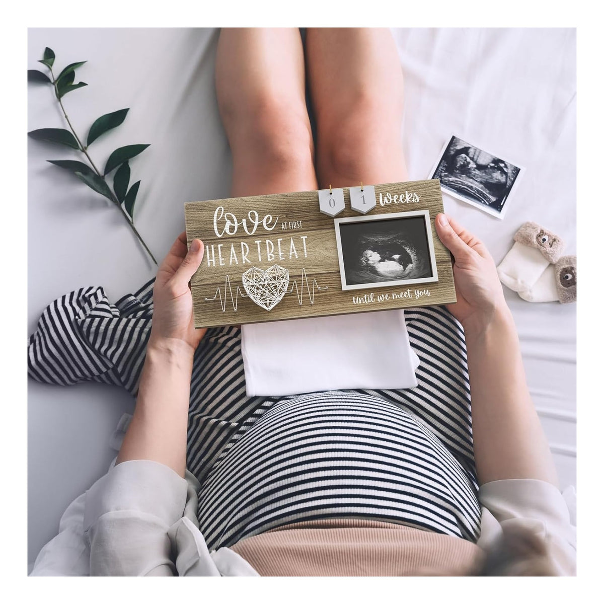 Baby Sonogram Picture Frame with Countdown Weeks - Standard 4"x3" Ultrasound Photo - Pregnancy Announcements Ideas - Gender Reveal Baby-Shower Gift - New Mom Expecting Parents to Be Keepsake Gifts