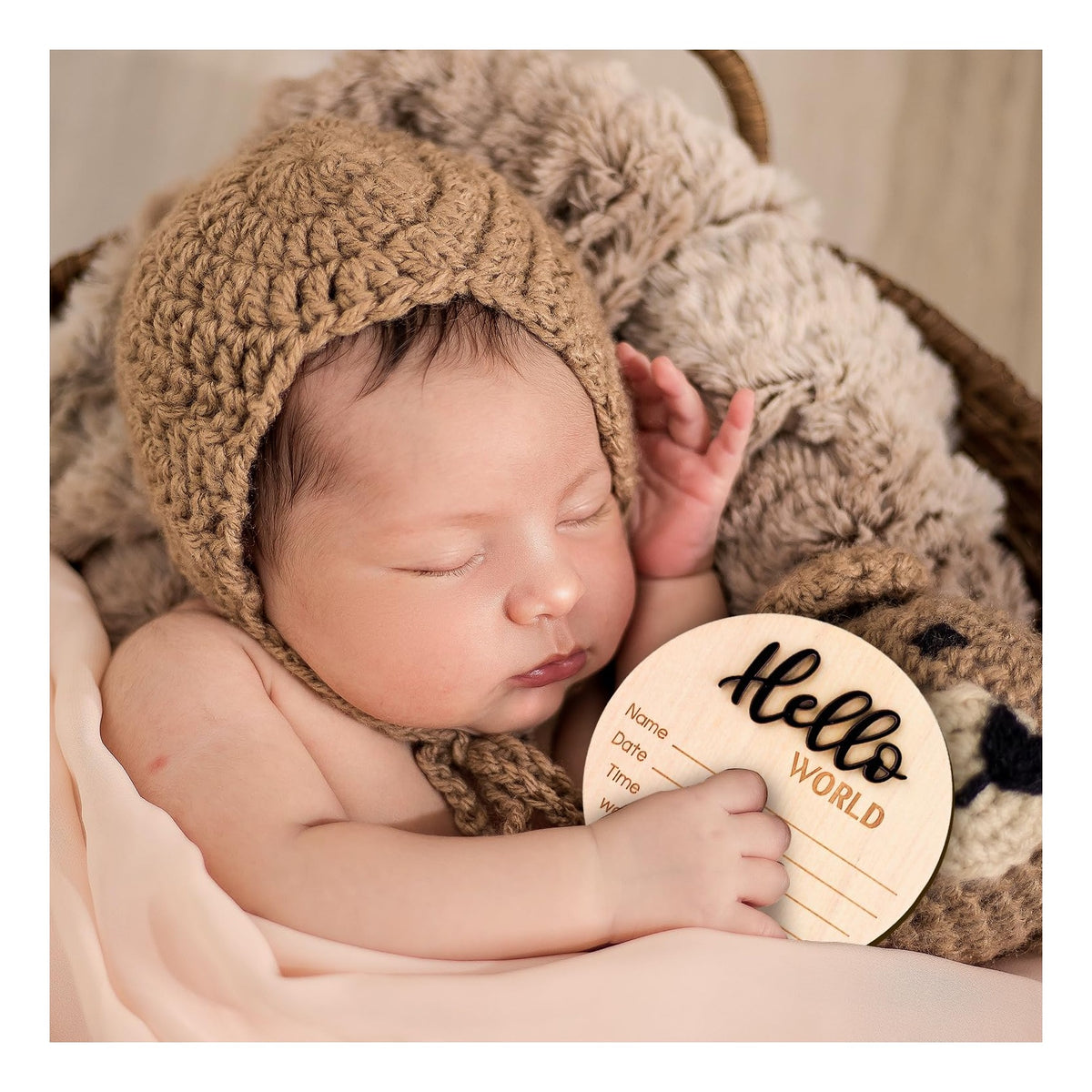Baby Announcement Sign, 5.9 Inch Wooden Hello World Newborn Welcome Sign Birth Baby Name Plaques for Photo Props Baby Shower Hospital Nursery
